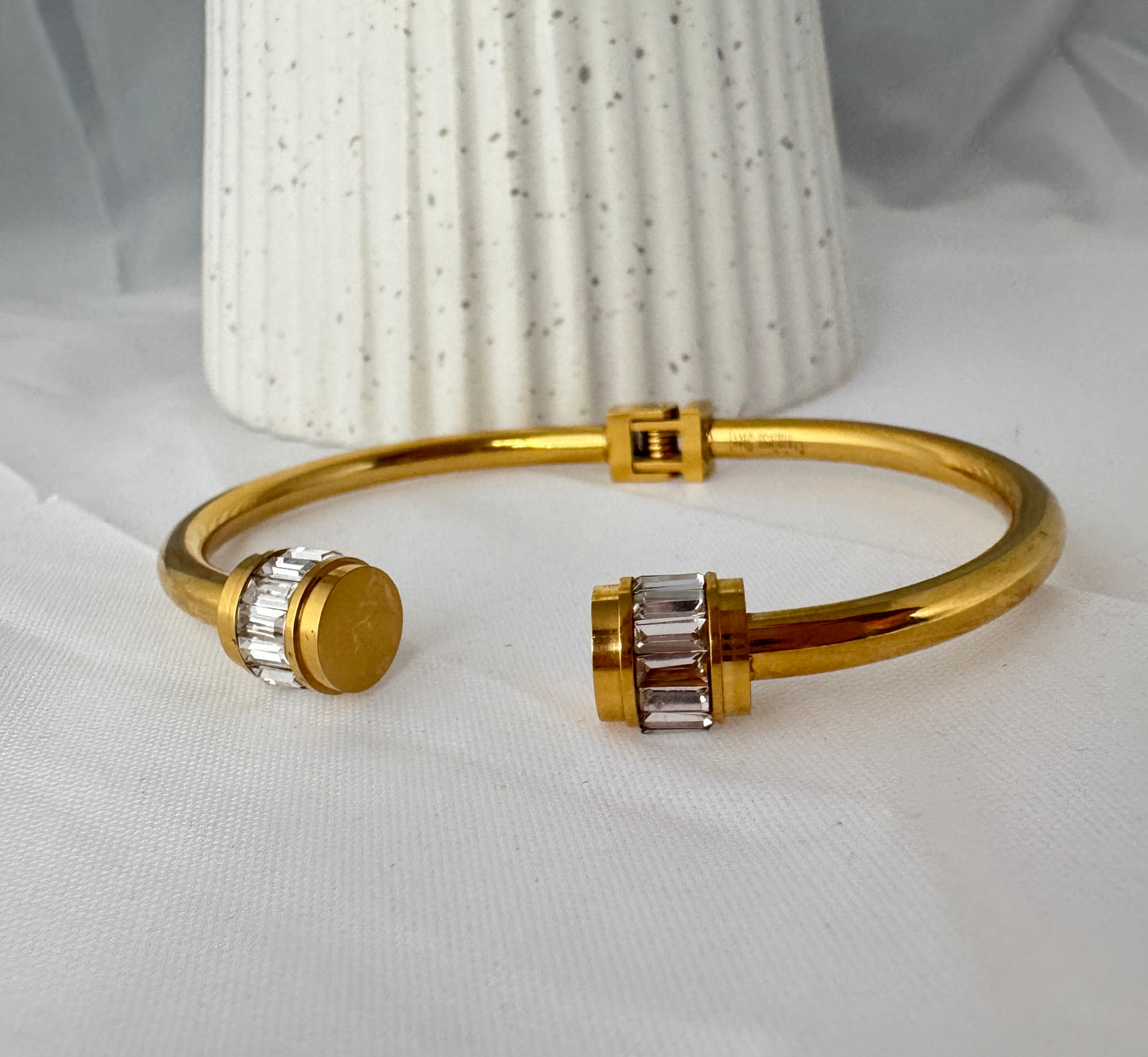 Elegant cuff bracelet