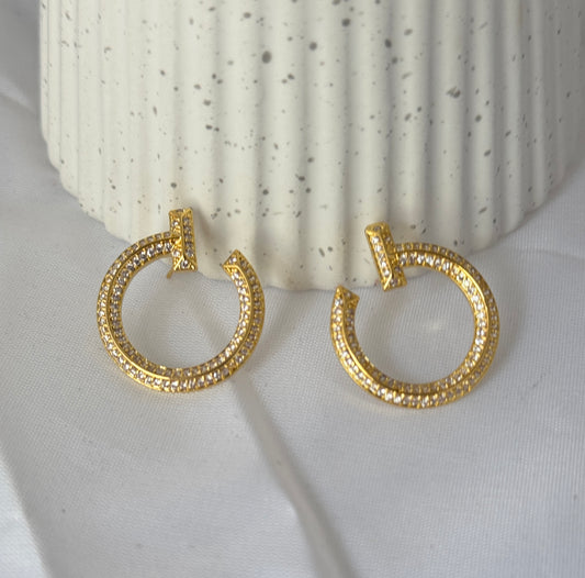 Mini Hoop geometric earring